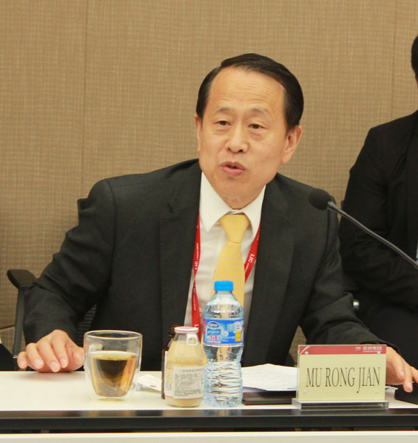 “參與一帶一路國(guó)家戰(zhàn)略促進(jìn)工商合作”座談會(huì)在聯(lián)橋集團(tuán)舉行