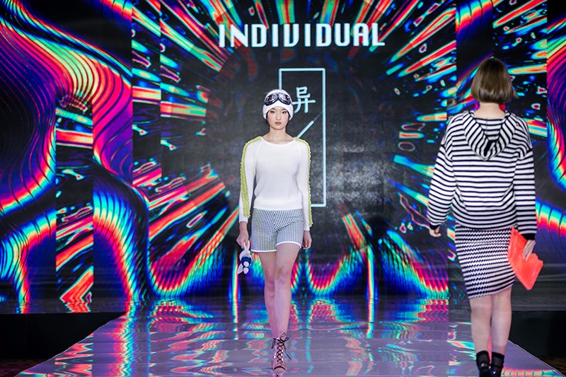 “創(chuàng)意 · 跨越 國(guó)家毛衫紗線資源共享平臺(tái)啟動(dòng)儀式”在威海聯(lián)橋集團(tuán)盛裝啟幕(圖67) “創(chuàng)意 · 跨越 國(guó)家毛衫紗線資源共享平臺(tái)啟動(dòng)儀式”在威海聯(lián)橋集團(tuán)盛裝啟幕(圖67)