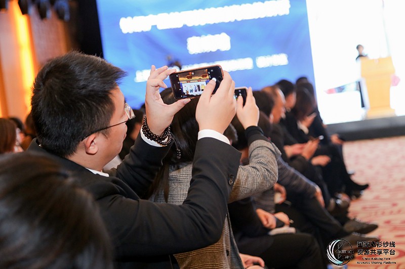 “創(chuàng)意 · 跨越 國(guó)家毛衫紗線資源共享平臺(tái)啟動(dòng)儀式”在威海聯(lián)橋集團(tuán)盛裝啟幕(圖80) “創(chuàng)意 · 跨越 國(guó)家毛衫紗線資源共享平臺(tái)啟動(dòng)儀式”在威海聯(lián)橋集團(tuán)盛裝啟幕(圖80)