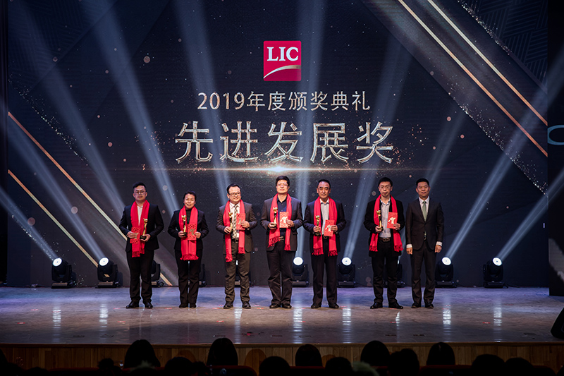 同心筑夢，攜手奮進——聯(lián)橋集團2019感恩年會隆重舉行(圖8)
